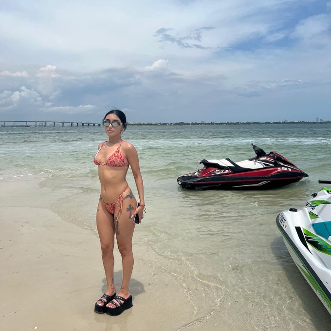 me &amp; cari 🏝 @plaayboicari 💕 https://t.co/gkuuEb6w8X<a class="tags" target="_blank" title="On Twitter" href="/?out=eyJ0eXAiOiJKV1QiLCJhbGciOiJIUzUxMiJ9.eyJpYXQiOjE3MTk2NDEzODgsImlzcyI6InR3cG9ybnN0YXJzLmNvbSIsIm5iZiI6MTcxOTY0MTM4OCwiZXhwIjoxNzUxMTc3Mzg4LCJyZWRpcmVjdF91cmwiOiJodHRwczovL3R3aXR0ZXIuY29tL3BsYWF5Ym9pY2FyaSJ9.Np7YINUAYrtW4PRlEQEQtJrdlU8xLoQUS9SMD33NJMZaWW0MTQsDj8nnS5CNsxeIrB8M18fQifbl8ERZW1h6kQ">@plaayboicari</a>