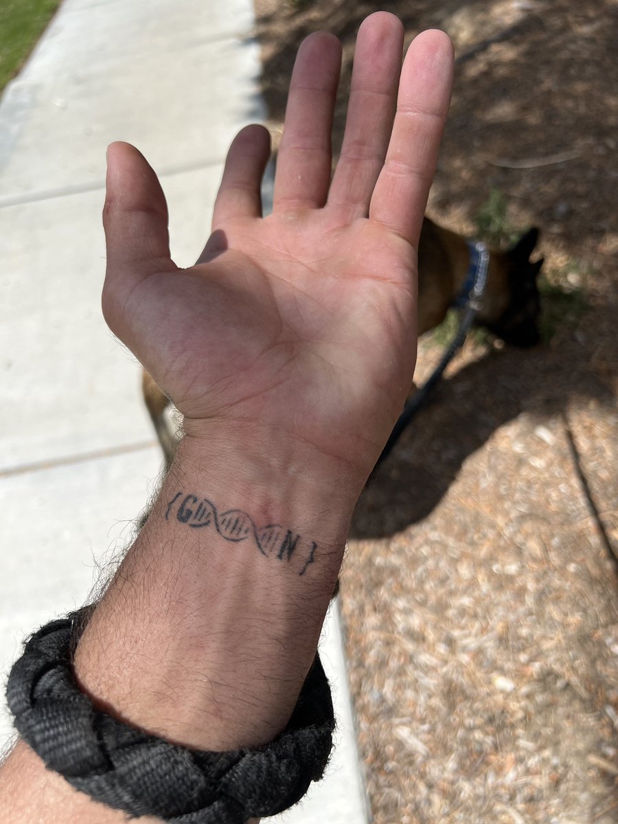 NftGenetics's tweet photo. WHOS GONNA GET A GENETICS TATTOO!? FREE NFT TO THOSE WHO SEND US PROOF OF A REAL TATTOO!! #geneticsnft #NFTCommunity #CannabisCommunity #cannabisnft #nftart https://t.co/MlfDjZQBYE
