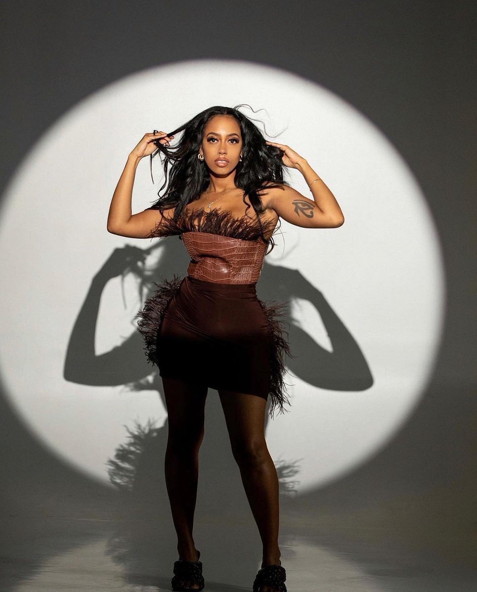 ShopHM_'s tweet image. our customers give us sooo much lifeeee 🤎