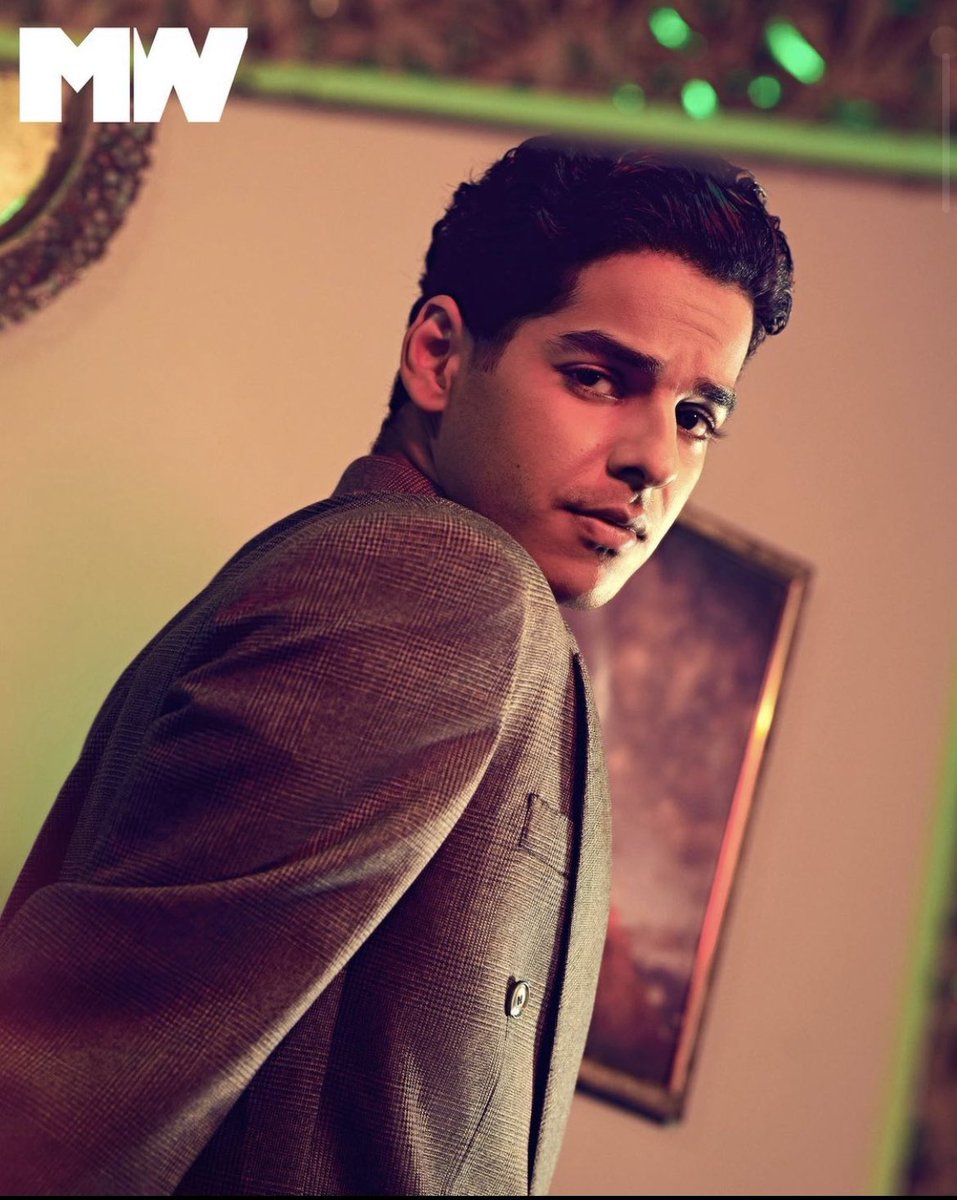 bollylooks's tweet photo. ishaan khatter wearing gucci for man’s world india https://t.co/YI57xKHa3M