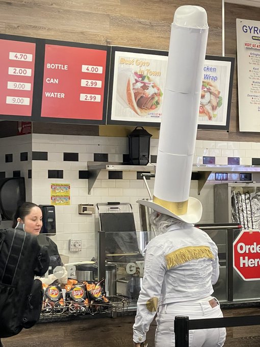 its dimmadinner time #sakuracon https://t.co/3OlBeqvAZQ<a href="/tag/sakuracon"class="tags">#sakuracon</a>