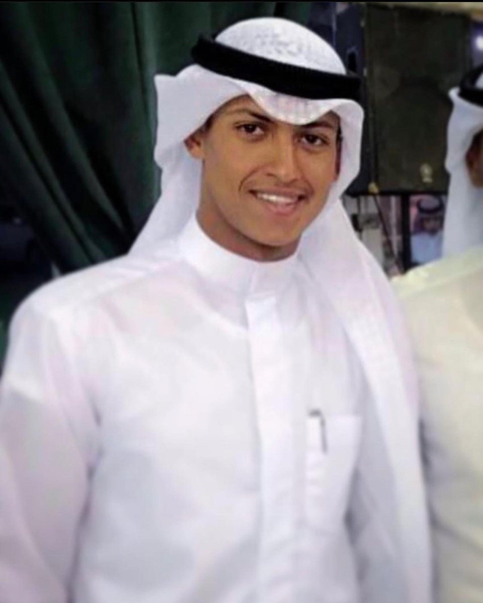 amsalb1's tweet photo. انتقل الى رحمة الله تعالى
اخوي: مطلق محمد البغيلي 
في يوم الجمعه 14 رمضان 
أثر حادث سير بعد ادائه صلاة الجمعه
15/4/2022
اللهم ارحم و اغفر لقطعة قلبي أخي مطلق و انزله منزل الشهداء و الصديقين و احسن إليه يالله فإنه احسن إلي و يارب عوض شبابه بالجنه و جعل قبره روضه من رياض الجنه https://t.co/U0Ju4FYAfA