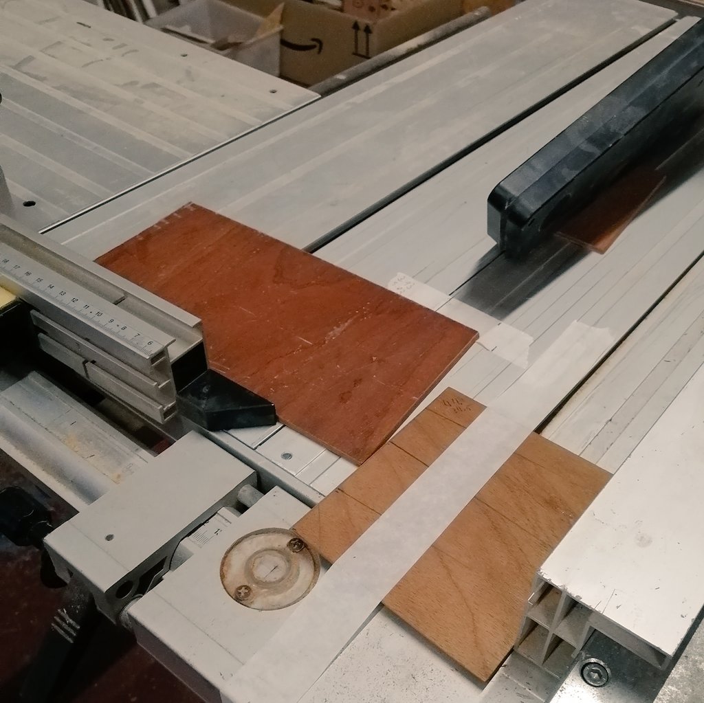 tom_howe's tweet photo. Built my first thing at @hacmanchester - plant pots using scrap wood on the table saw. Fiddly maths to calculate the angles, but once set up it's a breeze to cut many identical wedges. Thanks to the space for teaching me how to use the saw safely! https://t.co/9auSBgWoNN