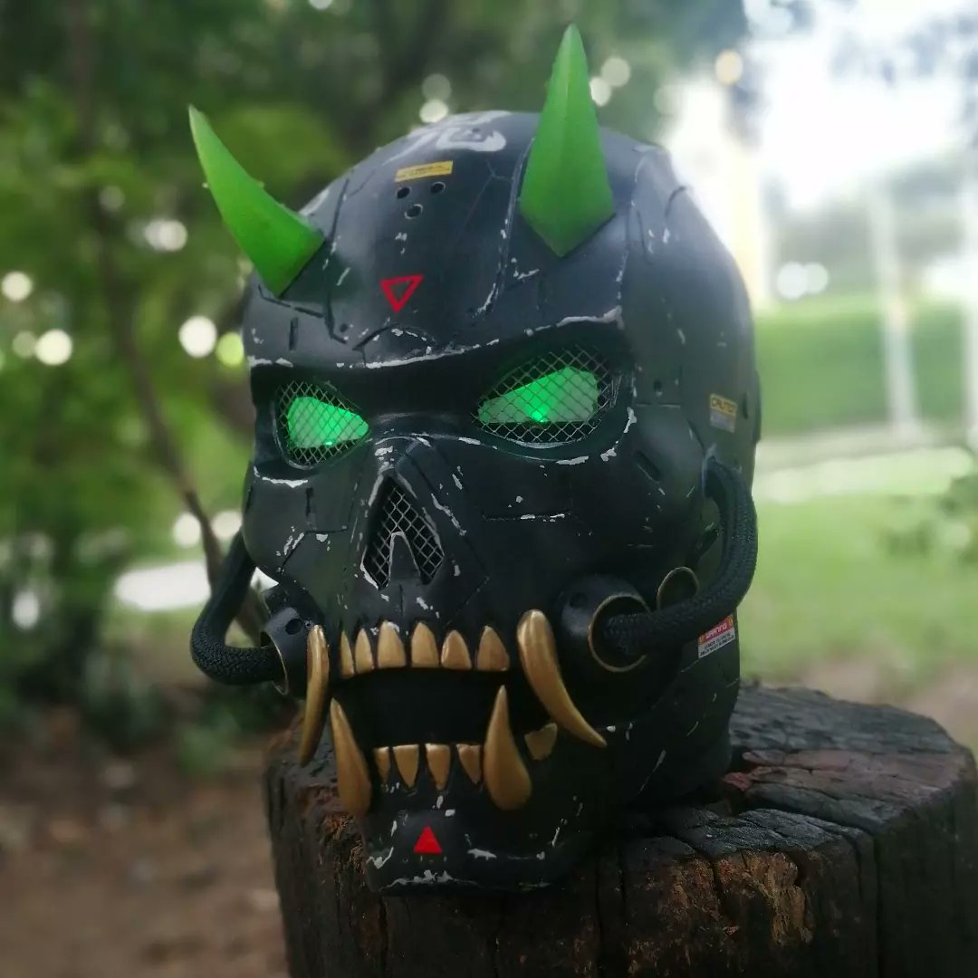 shizuketaisho's tweet photo. Oni Robotskull black grey cyberpunk :   Japan 🇯🇵
#robotskull #cyberpunk #cyberpunkmask #cyberpunkfashion #cyberwear #cyberfashion #skullmask #japanesemask #oni #onimask #exosuit #photoshoot #shizukeart #bcstrike https://t.co/w4EFsc6J44