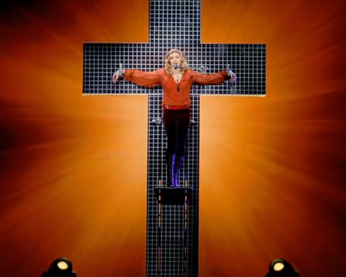 MadameXstatic's tweet photo. I’ve learned my lesson well
All the saints be praised
I woke up with my hand in the fire
We should travel altogether

And I feel

@Madonna #MadameX #LiveToTell #DevilWouldntRecognizeYou #ImASinner #DevilPray https://t.co/tTEM9NJMi7