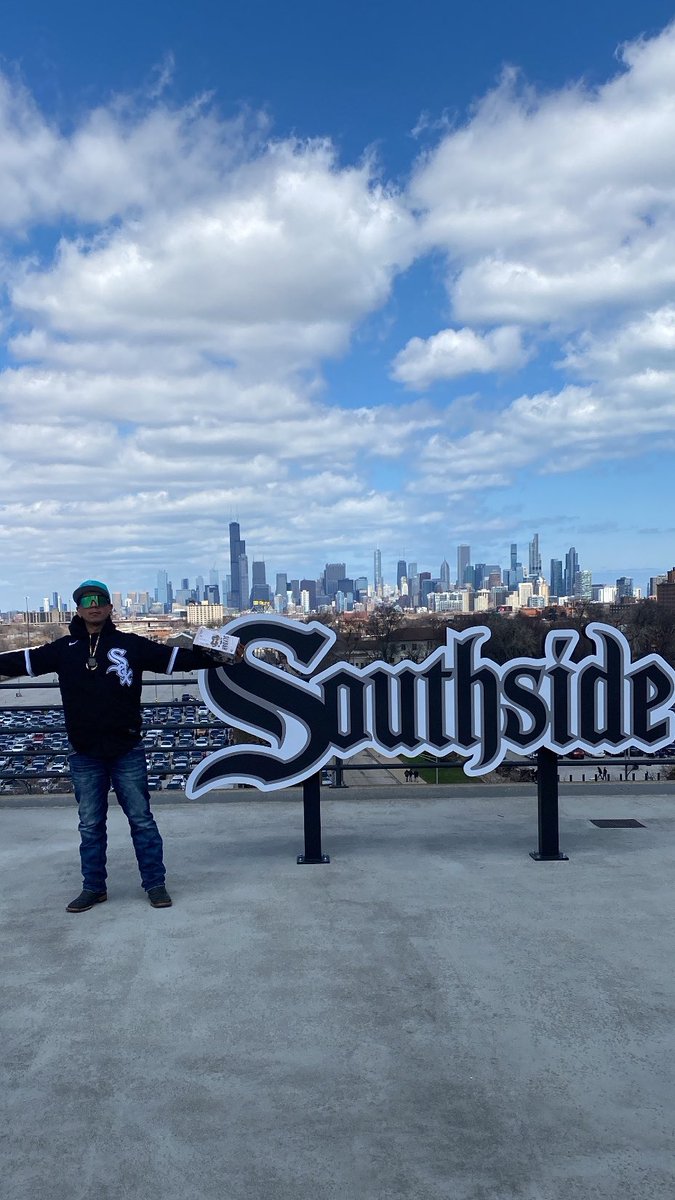ivanguillen13's tweet photo. #southsideeee https://t.co/sYLFs2kzwo