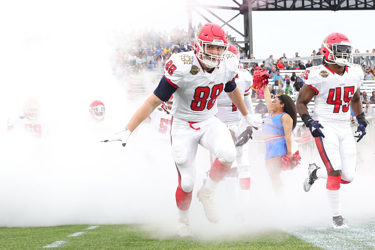 UFLonFOX's tweet image. RT if you are happy to have football back on your TV 🙏