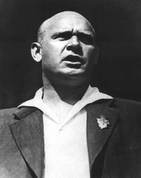 El Instituto Politécnico Industrial del municipio Matanzas, lleva el nombre 
"Ernest Thaelmann", quien fuese un político alemán, símbolo de la lucha del movimiento internacional, nacido el 16 de abril de 1886.
#FEEMMatanzas
#EfemérideDiaria