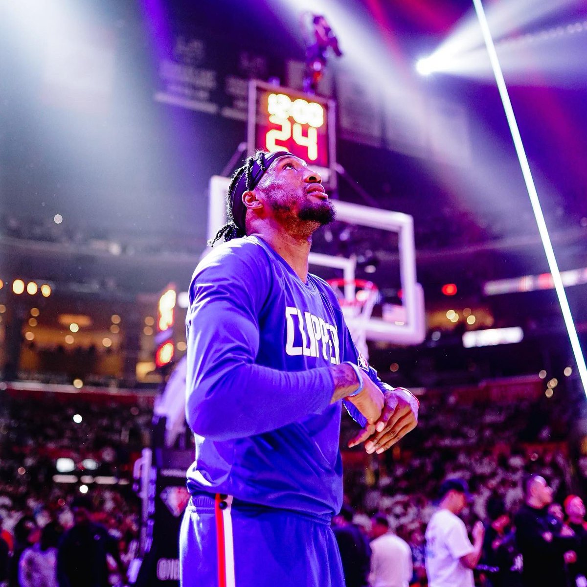 Holla_At_Rob33's tweet photo. ClipNation thank you for a great time. It didn’t end how we wanted too, but you  supported us thru everything!!! 🤟🏽❤️💯🤍 https://t.co/OLvFPgGOIy