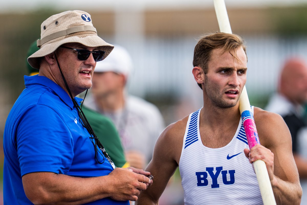 BYUTFXC's tweet photo. ✔ Tied PV school record 
✔ No. 2 all-time women's discus throw
✔ Men’s discus event win
Solid Saturday for the Cougs 🤙

📰 » https://t.co/VmriBcnOe9

#BYUTF x #GoCougs https://t.co/FlkNvmCcq4