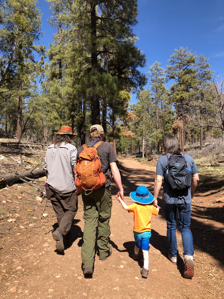 tiffanyjewel10's tweet photo. well. at least I got a break this week! I swear this kid keeps saying “go away, mommy! im busy hanging out w the cool doods!! 😭😭🥰❤️
#doodlife #boysday #desertlife #quarantinelife #canyonhike #GrandCanyon https://t.co/4p1I1y0hEm