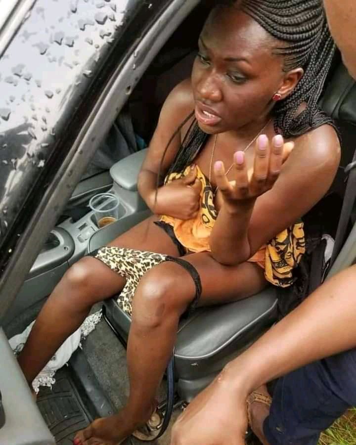 Manisul23's tweet image. Have you guys seen the video😂