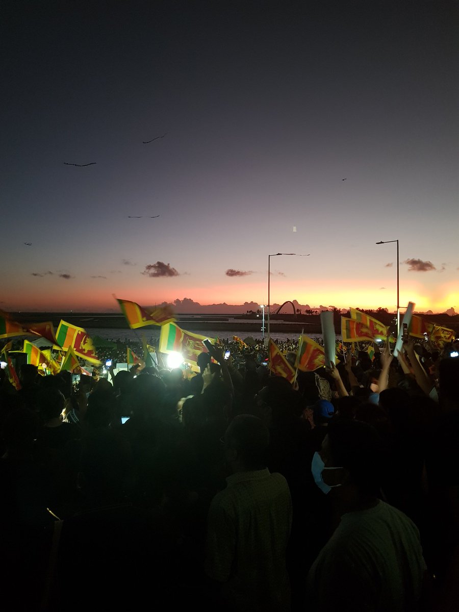 gitanjaligunawa's tweet image. United we stand for our cause to save our beautiful country ❤