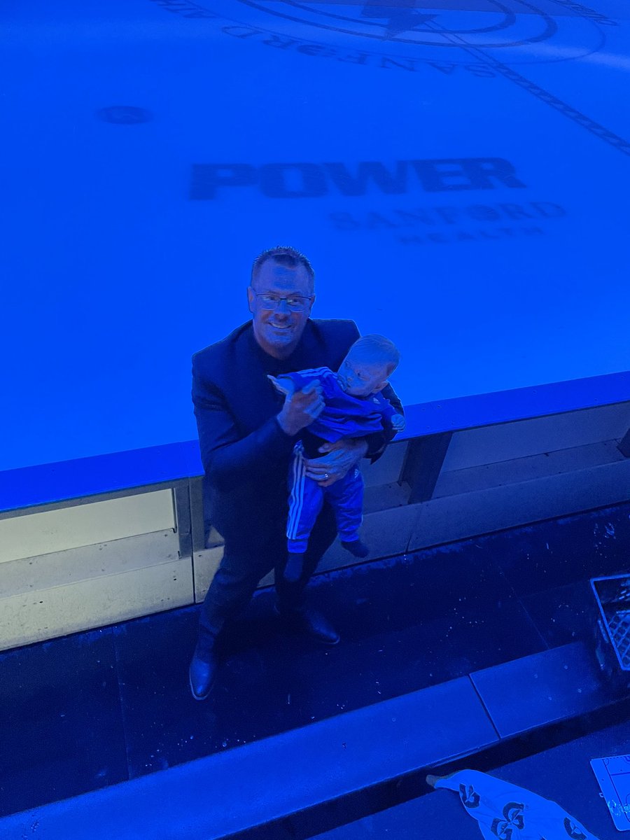 Tiffany Langer tweet media