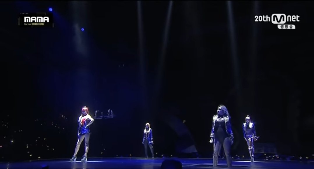 bigunitybang's tweet photo. No hay que ser Blackjack para que esto te pegue fuerte 😭💕

2NE1 en Coachella es histórico. https://t.co/sp9Cy0xoJI