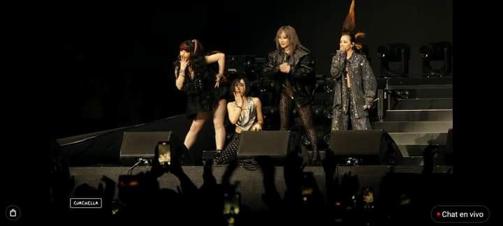 key_al73's tweet photo. Espere tanto estos años, este mismo momento
No tengo palabras para describir esta sensación, lo único que puedo decir esque estuvieron preciosas y se lucieron como siempre demostrando QUIENES SON ELLAS
#Coachella #CLchella #2NE1 https://t.co/5G5xpN6PRT