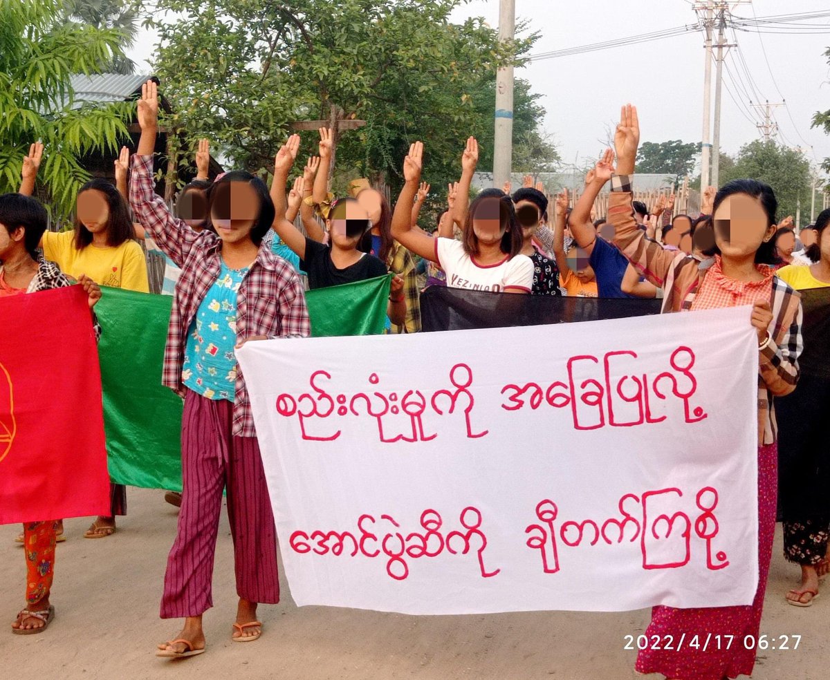 TTFR__Myanmar's tweet photo. Myaing Basic Educational General Strike Committee staged the early morning protest to show their strong opposition to Junta. #EasterEggStrike 
#PrayForMyanmar 
#2022Apr17Coup 
#WhatsHappeningInMyanmar https://t.co/6Igym90qpt