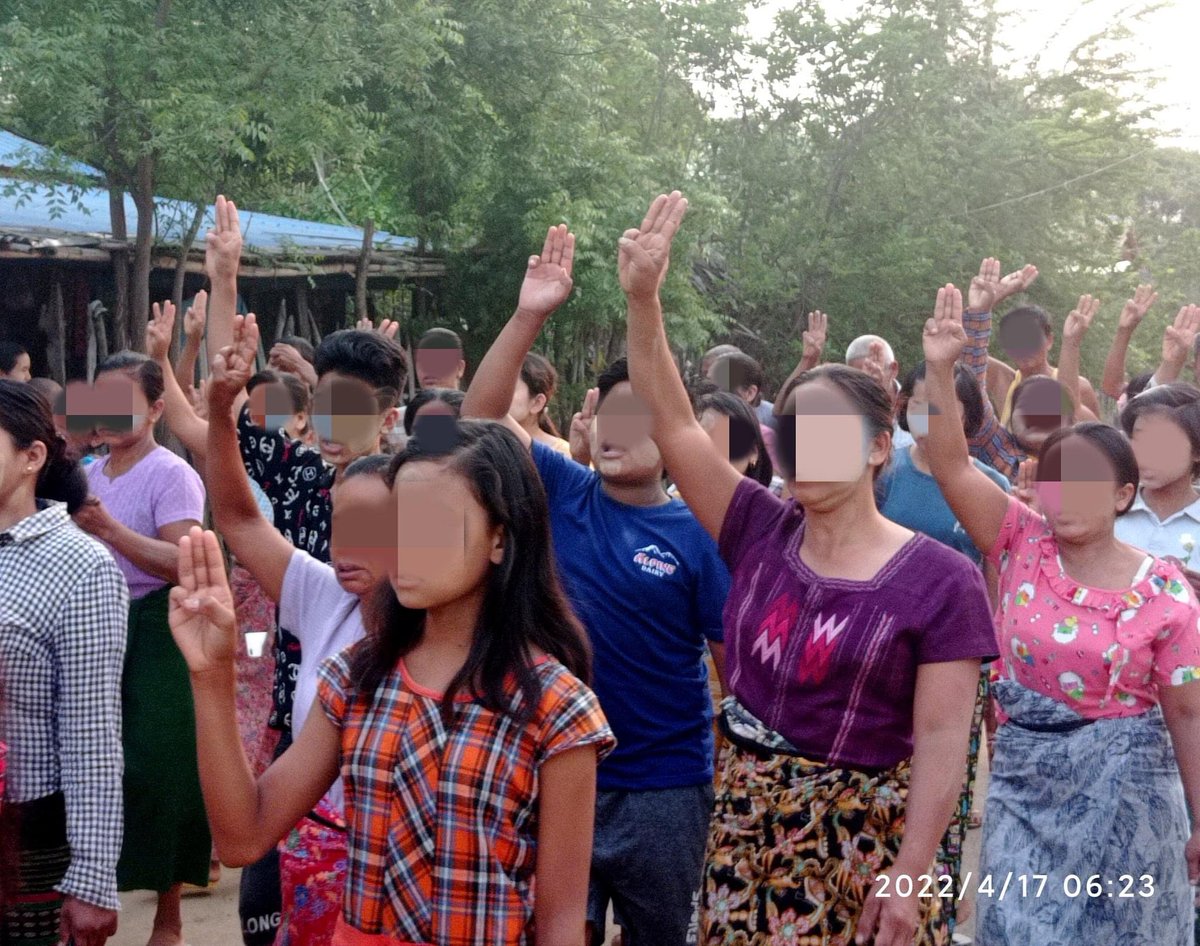 TTFR__Myanmar's tweet photo. Myaing Basic Educational General Strike Committee staged the early morning protest to show their strong opposition to Junta. #EasterEggStrike 
#PrayForMyanmar 
#2022Apr17Coup 
#WhatsHappeningInMyanmar https://t.co/6Igym90qpt