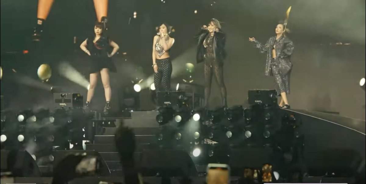 rapplerdotcom's tweet photo. LEGENDS REUNITED 🔥

LOOK: 2NE1 reunites at Coachella! The K-pop girl group surprised fans at the   music festival, performing their hit song 'I Am the Best.' 

Screenshots from Coachella/YouTube https://t.co/Fh7bJFeYBh