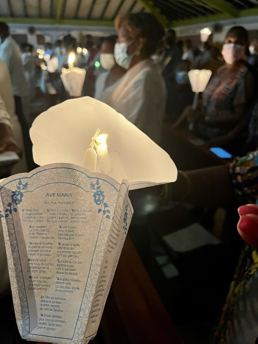 kljjennings's tweet image. #GloriousSaturday #EasterVigil2022  
#SamediSaint #Martinique