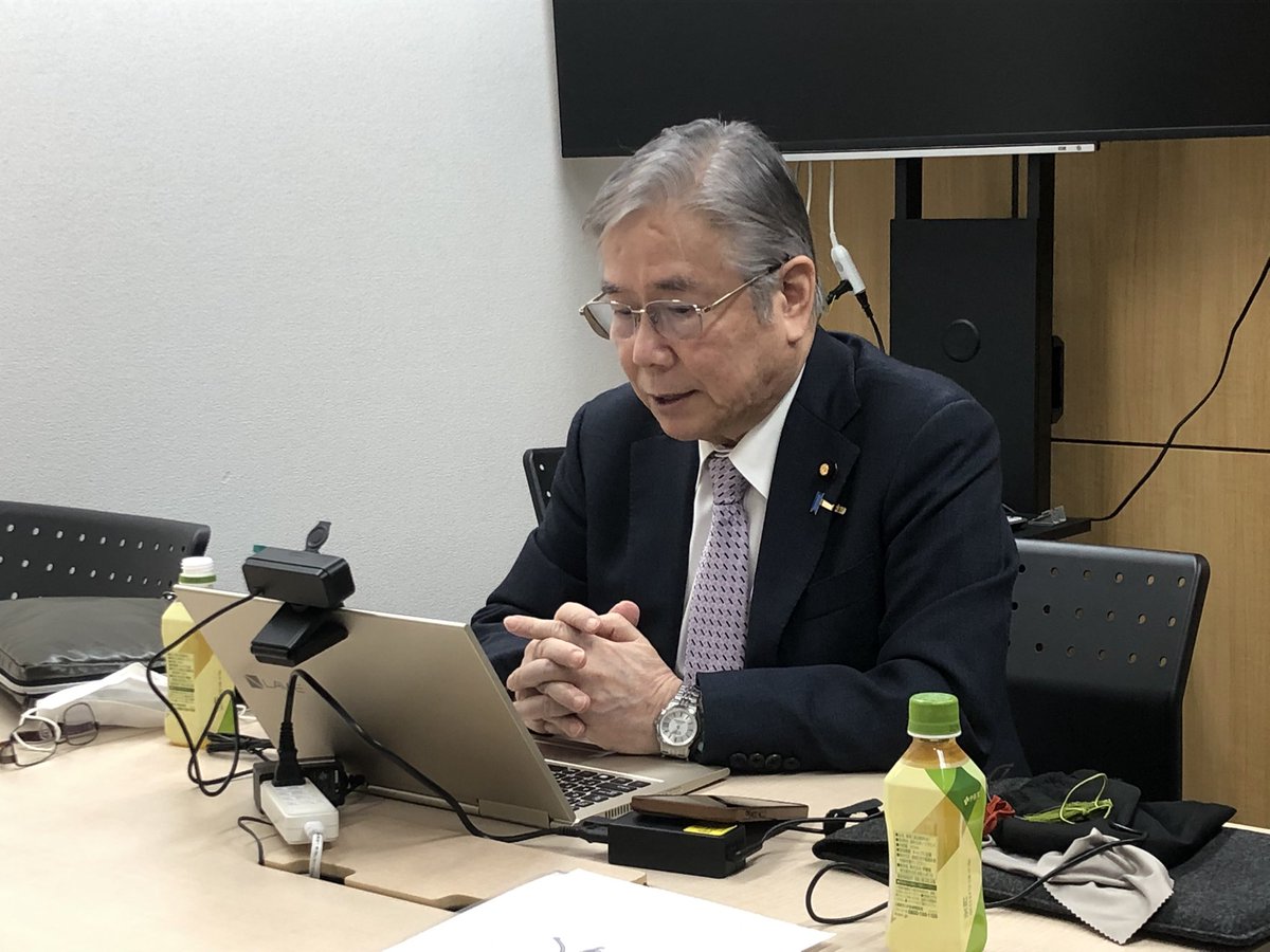 ogawa_katsu3's tweet image. 愛知県理学療法士会の事務所をお借りして、神奈川県理学療法士会の新人オリエンテーションにWeb出席。
私も理学療法士になって50年。様々なことを経験してきました。皆さんのこれからのご活躍を期待しています。
＃小川かつみ
＃神奈川県理学療法士会
＃新人オリエンテーション
＃価値ある未来へ