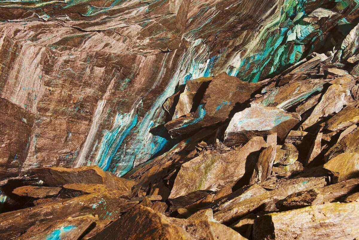 WBG_Climate's tweet image. By 2035, #EVs should represent half of global car sales, &amp;amp; cobalt consumption will have to grow nearly sevenfold to make it a reality. How can mineral-rich countries leverage this opportunity to support the #EnergyTransition?

🎧to find out: wrld.bg/8Q0m50IJYgp | #TellMeHow