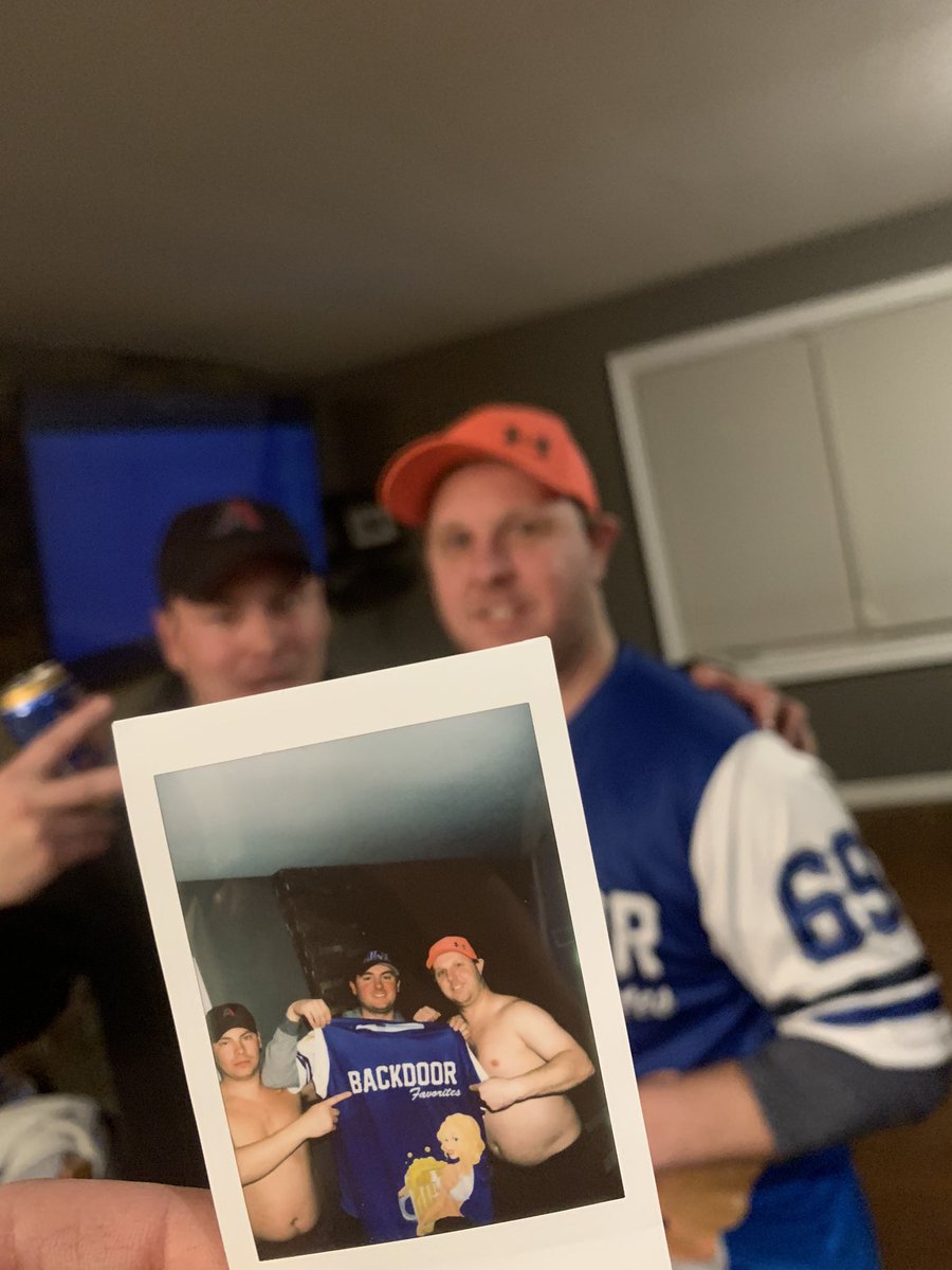 BackDoorFavourites tweet media