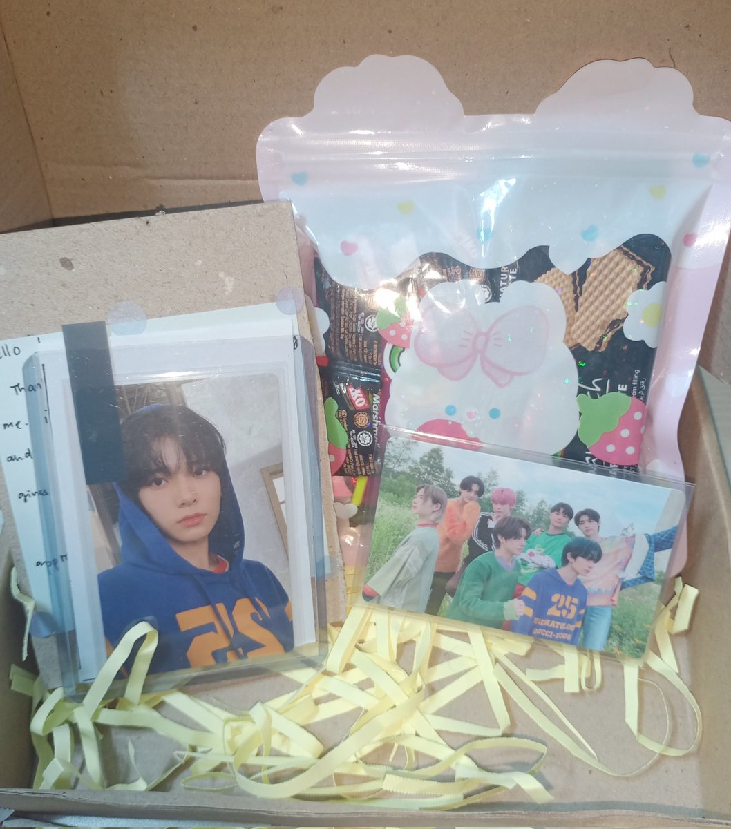 penguins_cart's tweet photo. #PSCbuys
💌:@_0104crt
HELLO! HEE AND OT7 PC ARRIVED SAFELY TODAY THANKYOUUSM PO FOR LETTING ME ADOPT THEM AND ALSO FOR THE FREEBIES ANDAMI NAKAKATUWA HAHAHA^_^
#fromklare https://t.co/FqoVyP617f
