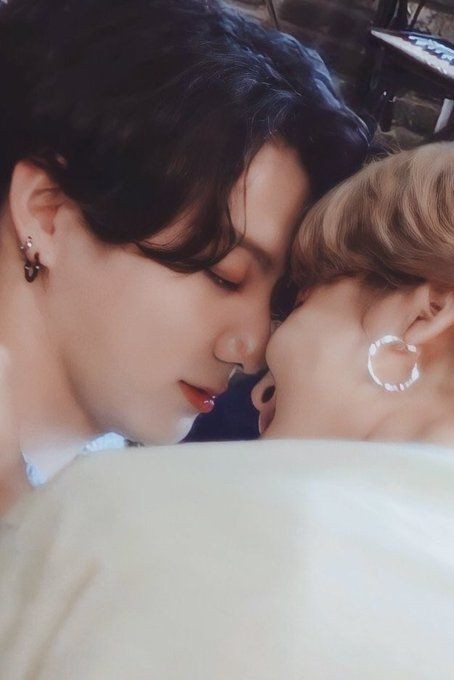 TheParksChile's tweet photo. @ilyjjk7 WE LOVE JIKOOK https://t.co/wBu5GFabAu