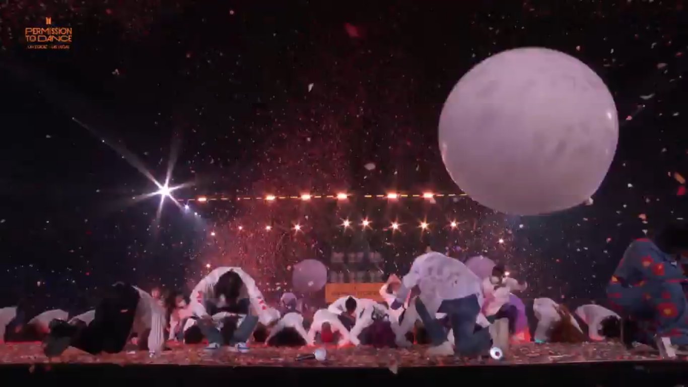 keci⁷⁺¹ 👩‍🚀💜 on Twitter "The Lab dancers did big bow when joon