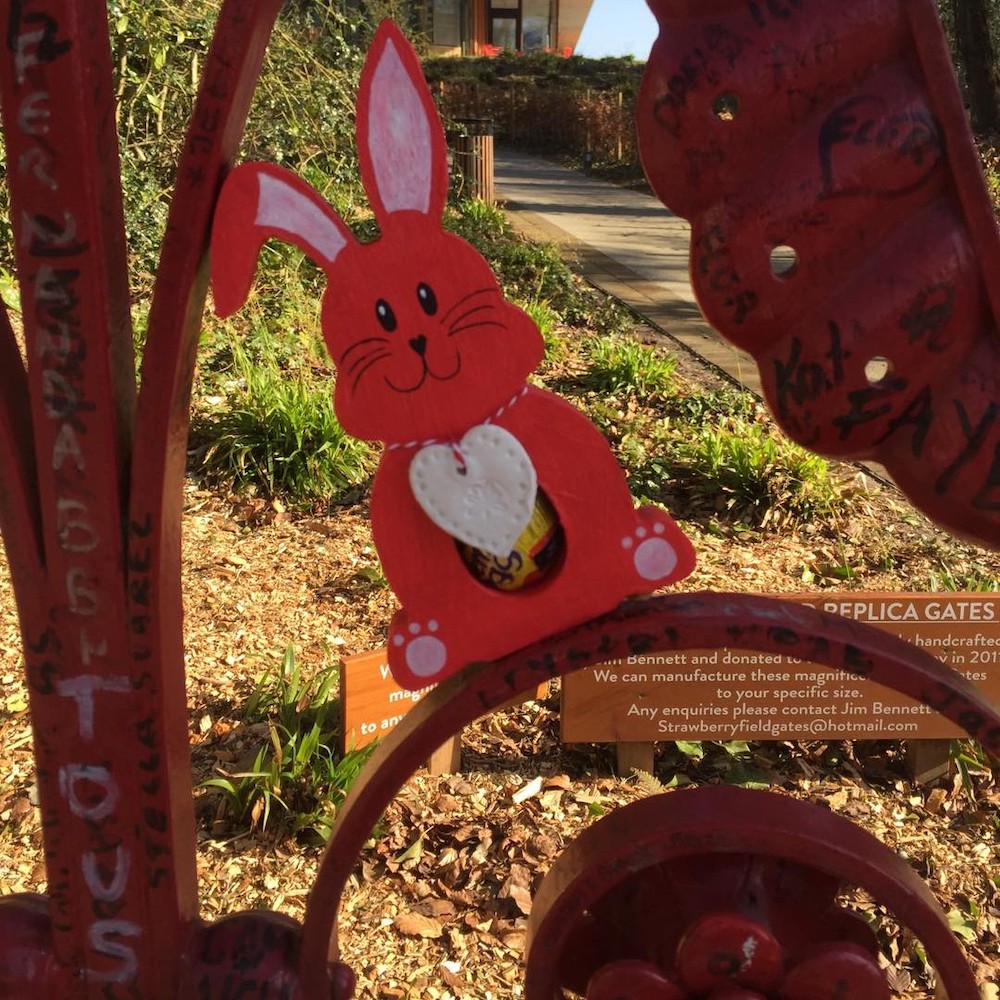 It's #EasterSunday!

Here are a few activities you could do with the family this #Easter holidays... Just jump on the bus and get cracking!

🌳 Adventures at @ntspekehall 
🕺 Silent Disco at <a href="/stlukesboc/">St Luke's Bombed Out Church</a>
🐣 Egg Hunt at <a href="/strawberryfield/">Strawberry Field Liverpool</a>

Get back to great days out.

#BetterByBus