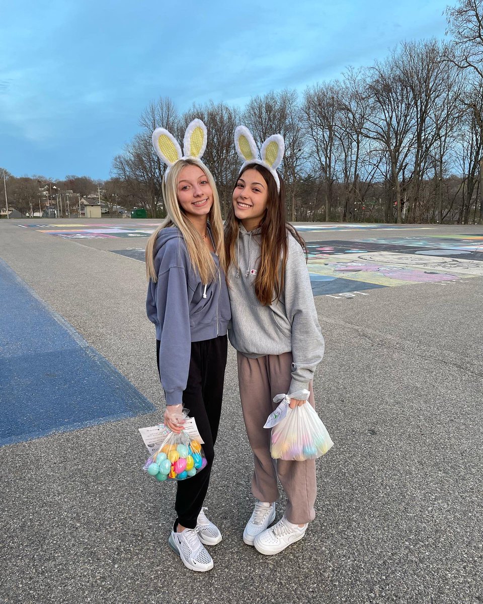 Bunnies making their deliveries!  Thanks for all those egg orders!