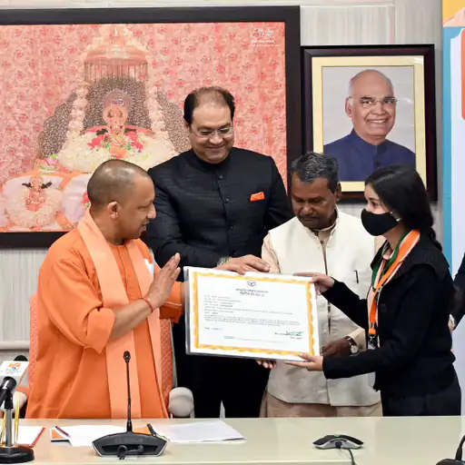 askrajeshsahu's tweet photo. 2 दिसंबर 2021 को योगी जी ने 12 लाख छात्रों को स्कॉलरशिप देते हुए कहा था कि, दिसंबर तक सबके खाते में भेज दिया जाएगा।

लेकिन पूरा मार्च बीत गया। छात्रों को नहीं मिली। अब कह रहे फंड की कमी से नहीं दे सकते। 

योगी जी, छात्रों पर रहम करिए। उनका हौसला मत तोड़िए। 

#yogijischolarshipdo https://t.co/SnfEF0toxC
