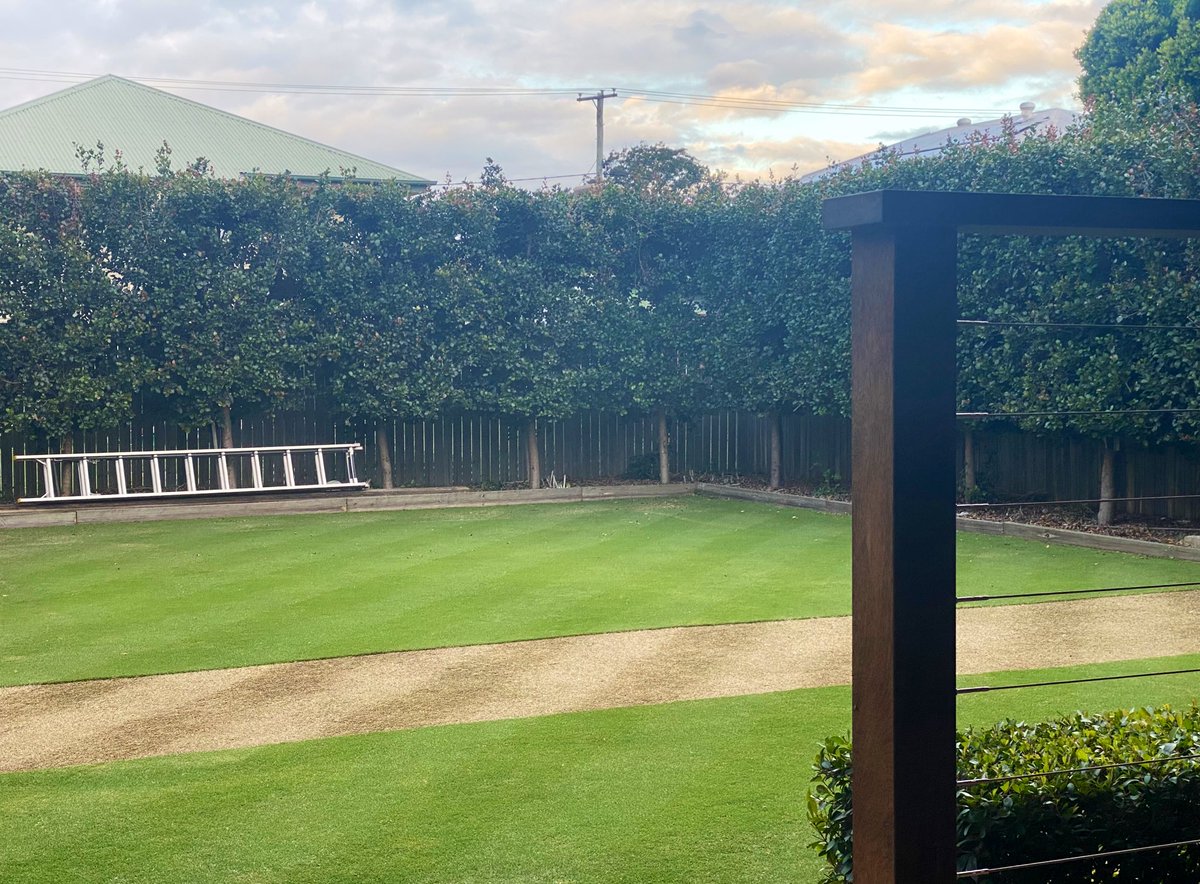 The Easter pitch is not the best, but she goes alright. 🏏 Trying the bring the lawn back to her best. 💚 #LawnCare #Lawn #LawnLove