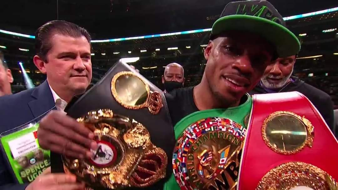 deportiba's tweet photo. ¡TRIPLE CAMPEÓN WÉLTER! ����

🌟 WBC 
🌟 IBF 
🌟 WBA 

ERROL SPENCE JR. ACABÓ EN 10 ASALTOS A UGÁS 🔥

#boxeo #boxing #spencerjr  #ugas #noticiasboxeo  #sport #boxingfan https://t.co/V7qRvlxd7k