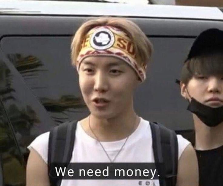 GiovyColantuono's tweet photo. La situazione attuale  😂 

WE ARE BULLETPROOF, 2022.06.10 #BTS #BTSARMY #BTSCOMEBACK https://t.co/Rfwzb4rC7k