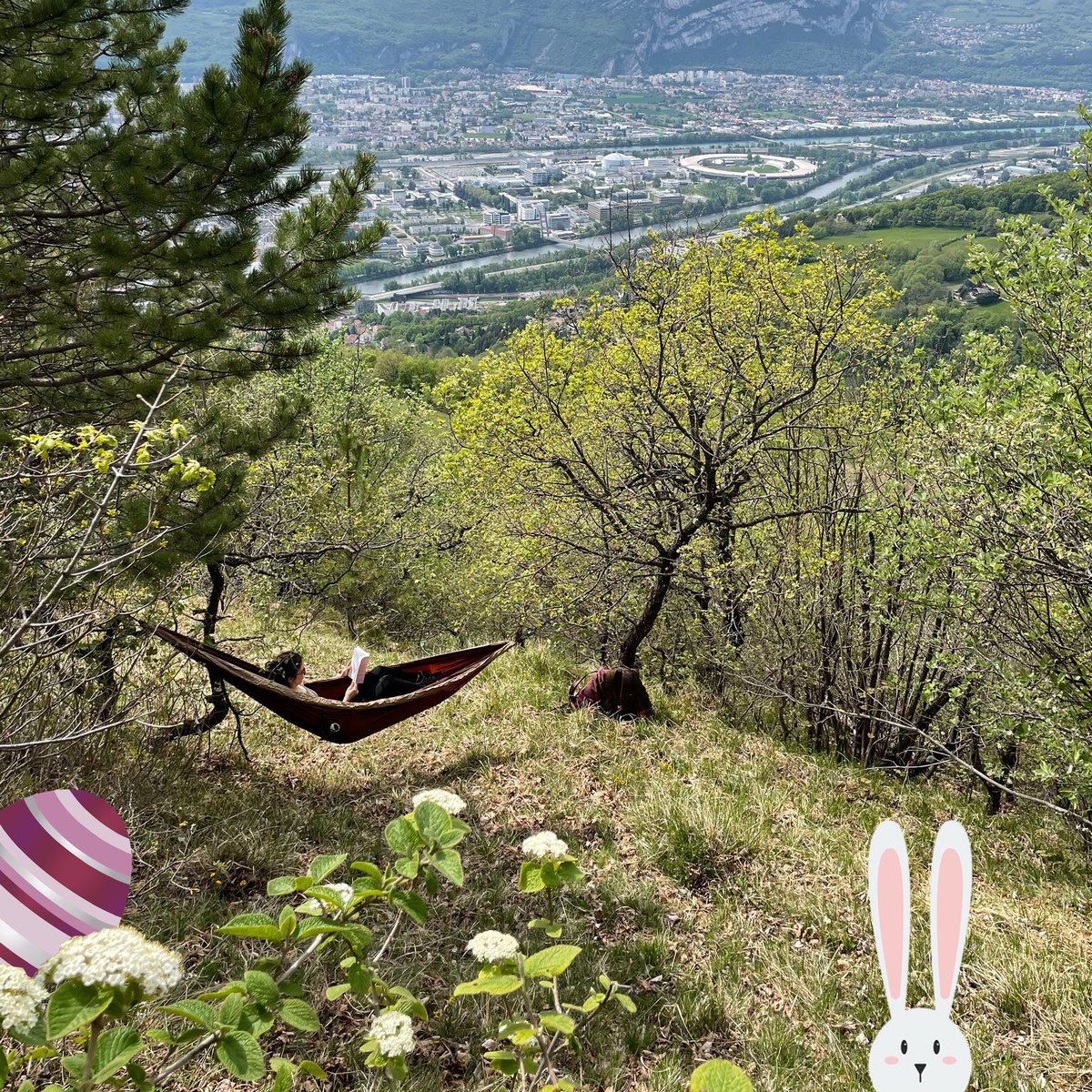 esrfsynchrotron's tweet photo. Have a nice and peaceful #Easter weekend!
A special thought to our Easter weekend users: don’t forget the chocolate even during your beam time!
#weekendscience #scicomm https://t.co/ysmamFig4h