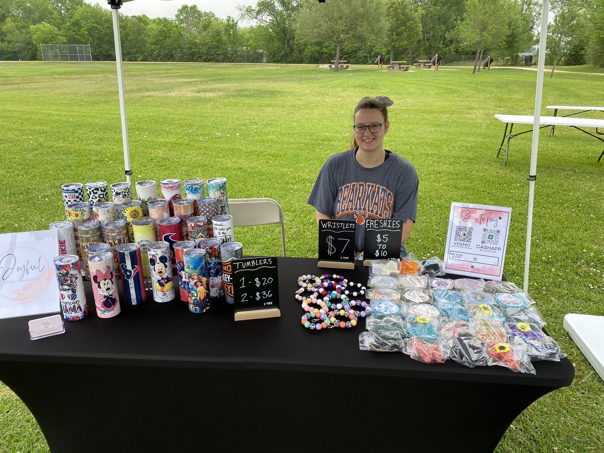 joyfullittle23's tweet photo. Had a great first vendor event today.m 😊 I will definitely be doing it again. Thank y’all for all the support. ❤️ https://t.co/qx4rlQ3jHG