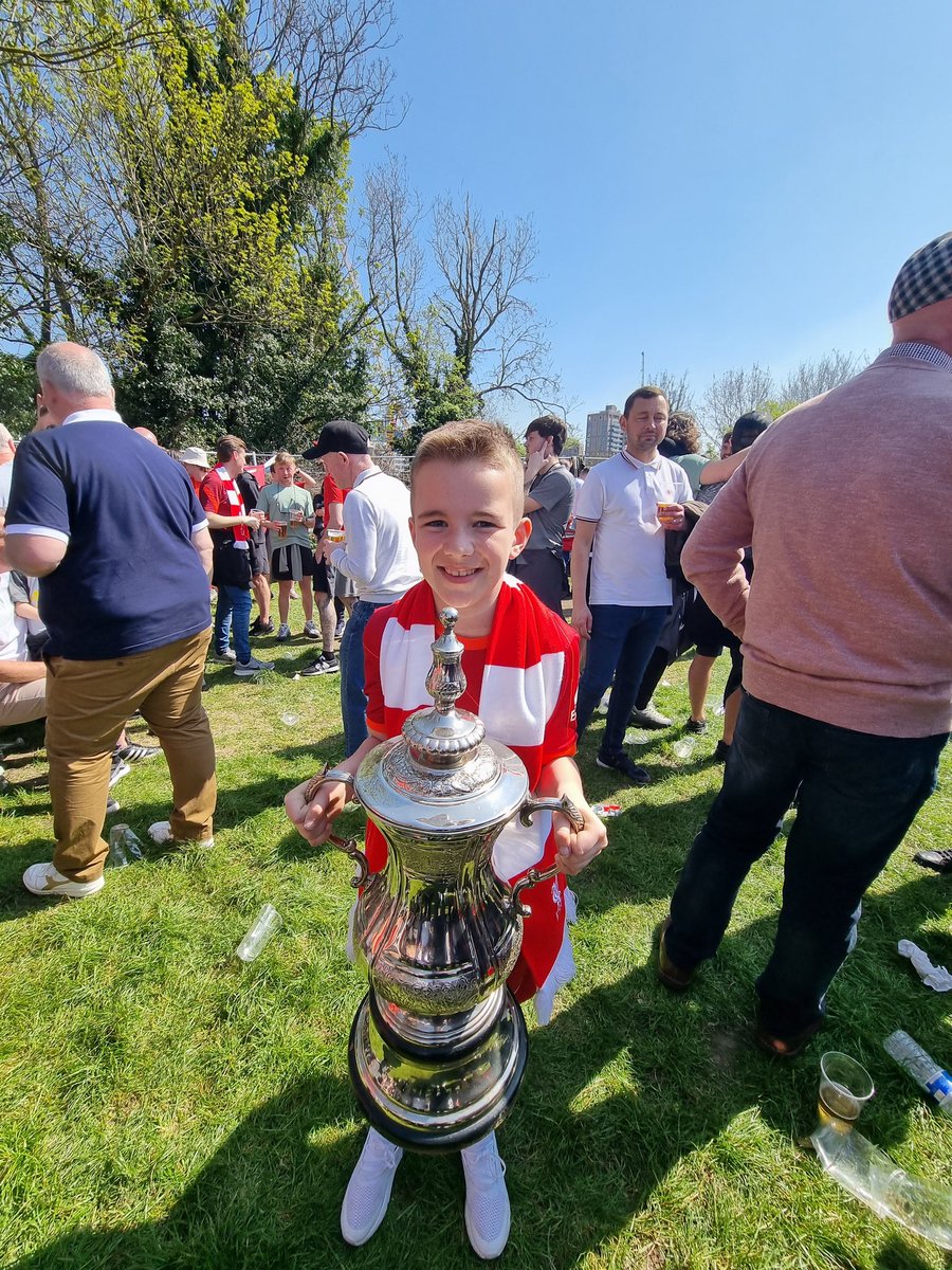 Stan's first trip to Wembley to watch Liverpool looks like he knew we were going to win before the game #LIVMCI ⚽️