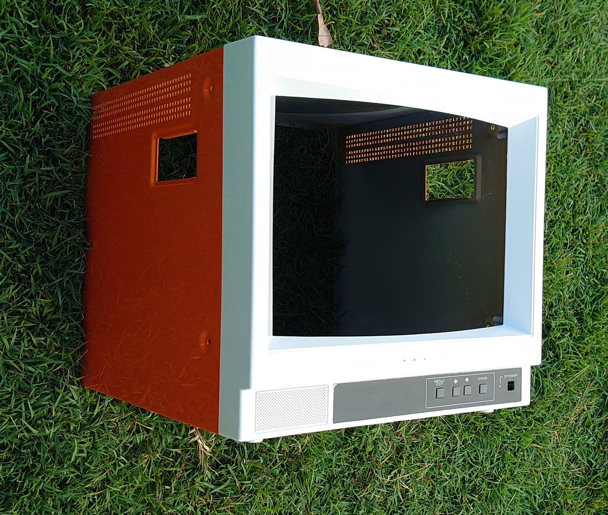 double_oh_two's tweet image. My next two Sony PVM (SSM-14N5A) restoration + modifications for RGB and respray: