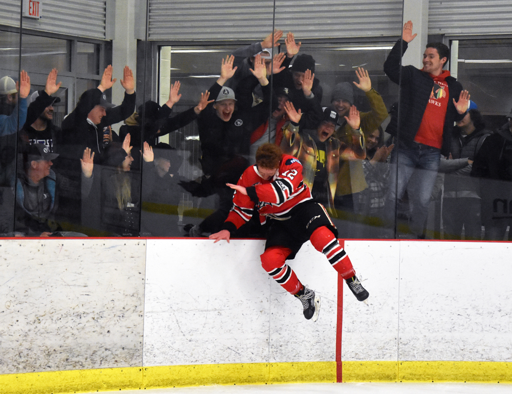 MitchAdvocate's tweet image. Mitchell Hawk Evan Dowd jumped into the glass "Ovechkin-style" to thank the many fans and friends for the support en route to their first-ever 2021-22 PJHL Pollock Division title!! @MitchellHawks