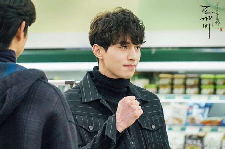 im_exol_bbh's tweet photo. بالاخره کیونگ تیوب داریم...
#GreySuit by #SUHO is my choice for #HotTrendingSongs
@weareoneEXO https://t.co/DcEQvPuvxt
