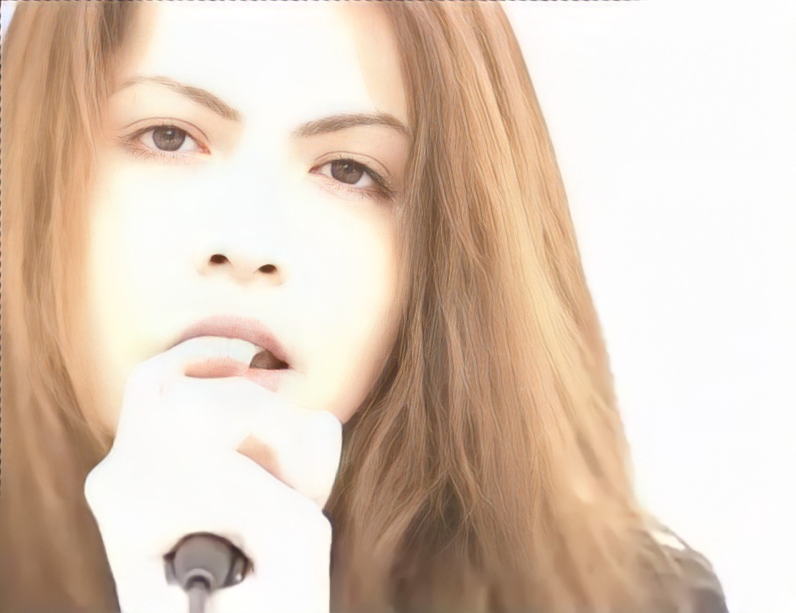 𝐓 𝐀𝐭𝐬𝐮 Vivid Colorsのhydeって本当に綺麗 もう女性より女性だし美人だよなぁ 高画質化したら死にました Hyde Larcenciel T Co Jqmlcb5mxx Twitter