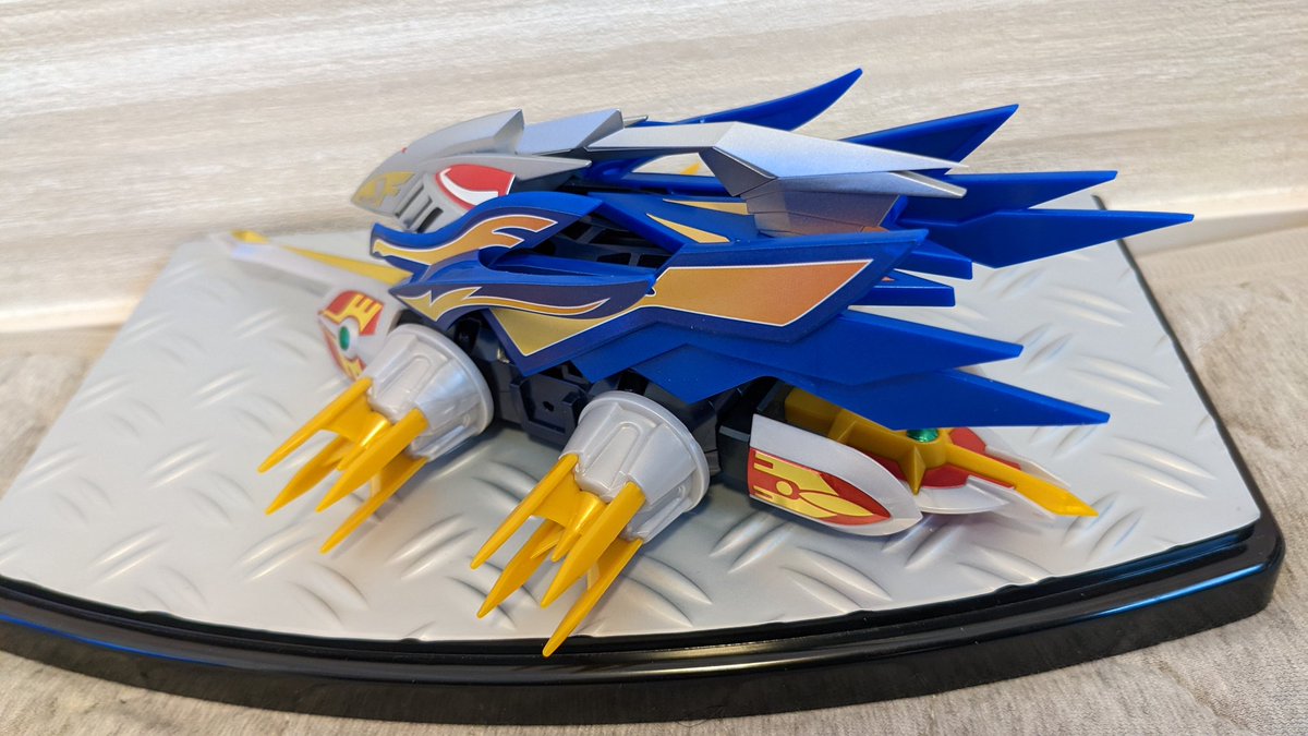 ガルダフェニックスできたーー かっこいい… リアビューも良すぎな