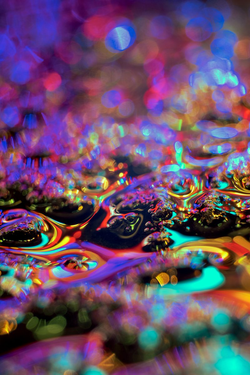 "The Afterparty"
Rainy nights are when the colors from city lights come alive and party all night long...🥳🎉🍾🥳
<a href="/NamasteyNFT/">NamasteyNFT | The PROLOGUE | LIVE ON OPENSEA</a>
 
#NamasteyNFTblr 
#NamasteyNFTPhotography