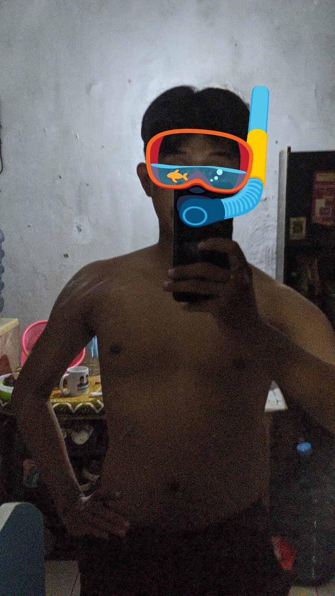 Volavia4's tweet photo. Badan udah bulet gini, mana ada yang mau ahha... https://t.co/MCpSagbo3k