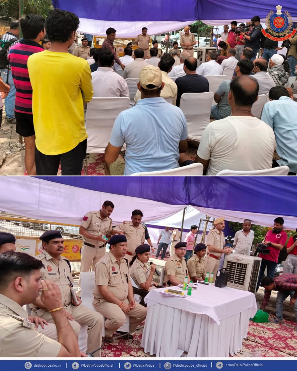 DCP_NorthWest's tweet photo. जहांगीरपुरी इलाके में शांति व्यवस्था कायम रखने के लिए @DCP_NorthWest ने अमन कमेटी के सदस्यों के साथ मीटिंग की। #दिल्ली_पुलिस ने सभी पक्षों की बात सुनी साथ ही निष्पक्ष जांच और उचित कानूनी कार्यवाही का भरोसा दिया।

#Jahangirpuri 
#DelhiPoliceUpdates
@CPDelhi @DelhiPolice https://t.co/ctSbfRmvh6