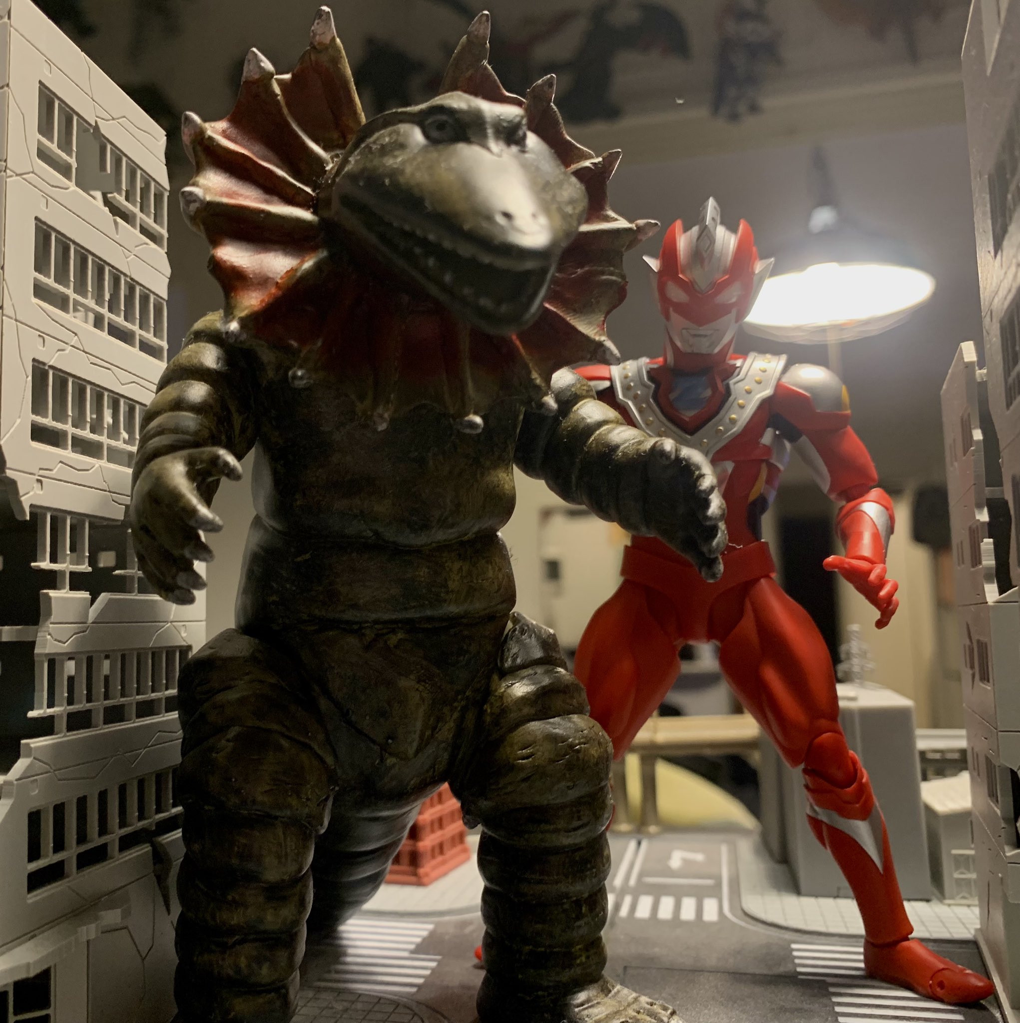 ケンドロス 怪獣 ウルトラ怪獣 ソフビ 改造 リペイント o0810108015551364899.jpg