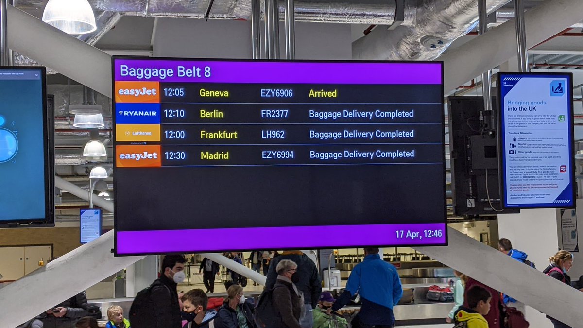 GregRiddle's tweet photo. @EDI_Airport usual absolute joke at passport control and baggage reclaim https://t.co/ncVOlpU8xd