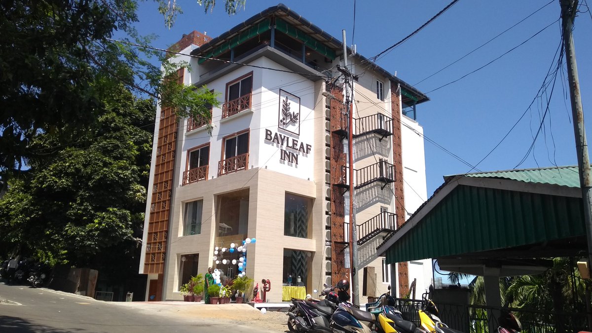 TheAndaman's tweet photo. “Hotel Bay Leaf Inn” is inaugurated today at Port Blair. Designed with state of art and equipped with modern amenities, this hotel is adding a new dimension of hospitality to Tourism in the isles. The hotel gives a scenic view of Netaji Stadium, Ross islands and Aberdeen Bazaar. https://t.co/mTtGVpOgA4